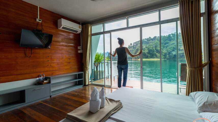phuphawaree_floating_house7
